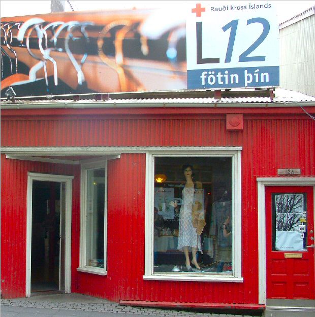 Reykjavik: Red Cross shop