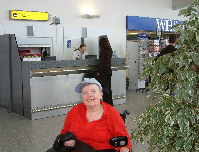 Southampton Airport: Waiting for a Taxi