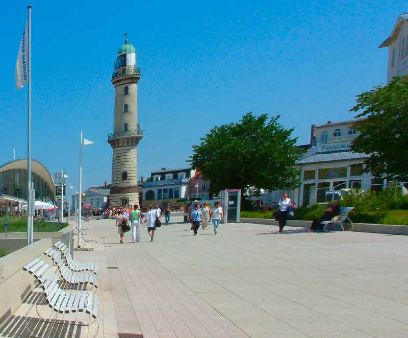 Warnem�nde: Sea Promenade