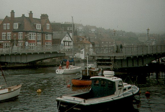 Whitby: Swingbridge, 1986