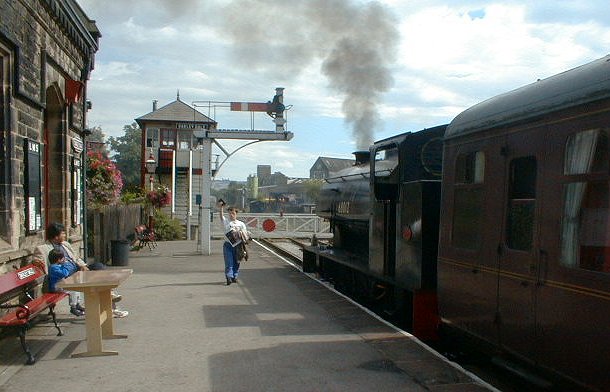 Darley Dale: Peak Rail, August 2000