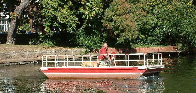 Stratford on Avon: Chain Ferry, September 2003